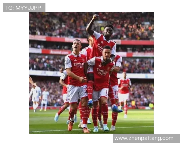 英超激战：波尔图逆转那不勒斯全场沸腾精彩瞬间解析