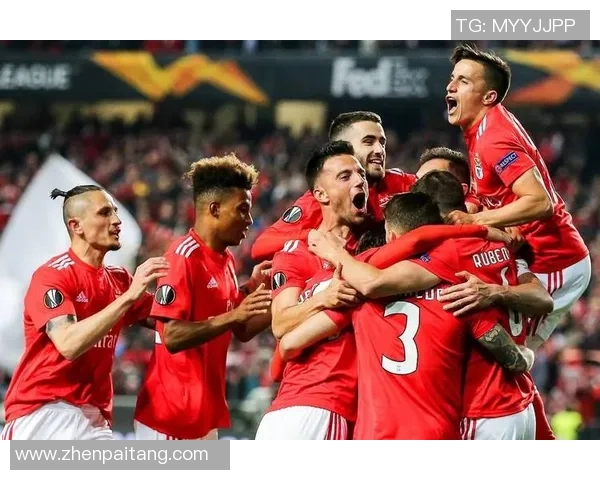 国王杯激战本菲卡与拜仁零平红牌争议引发全场热议与高潮