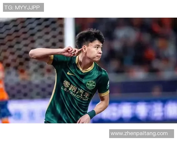 切尔西险胜波尔图帽子戏法引发争议判罚全场沸腾