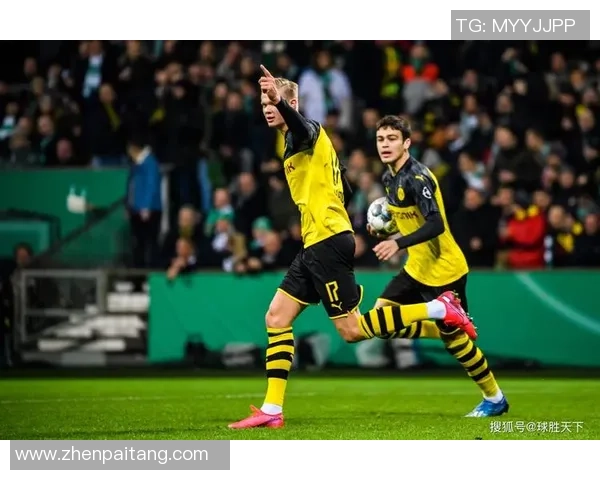 意甲大战：多特蒙德5-1莱比锡争议判罚引发全场热议