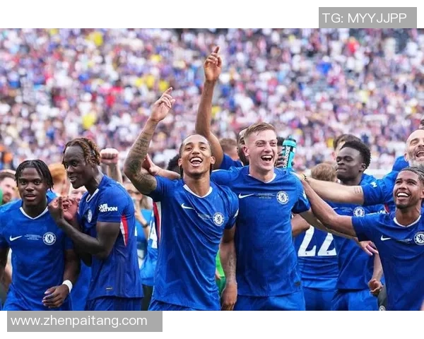 意甲激战尤文图斯险胜切尔西红牌事件引发全场热议与转会传闻 意甲激战尤文图斯险胜切尔西红牌事件引发全场热议与转会传闻