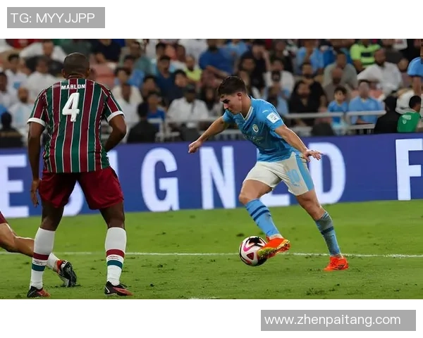 足总杯精彩对决AC米兰凭借绝杀战胜波尔图全场沸腾