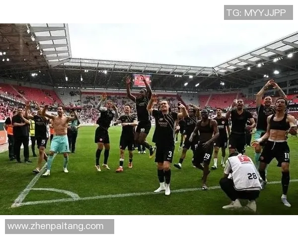 德甲精彩对决尤文图斯狂胜马竞五球引发全场热烈反响