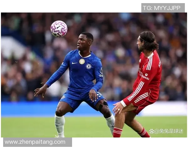 意甲焦点战切尔西与皇马握手言和乌龙球引发争议判罚引热议